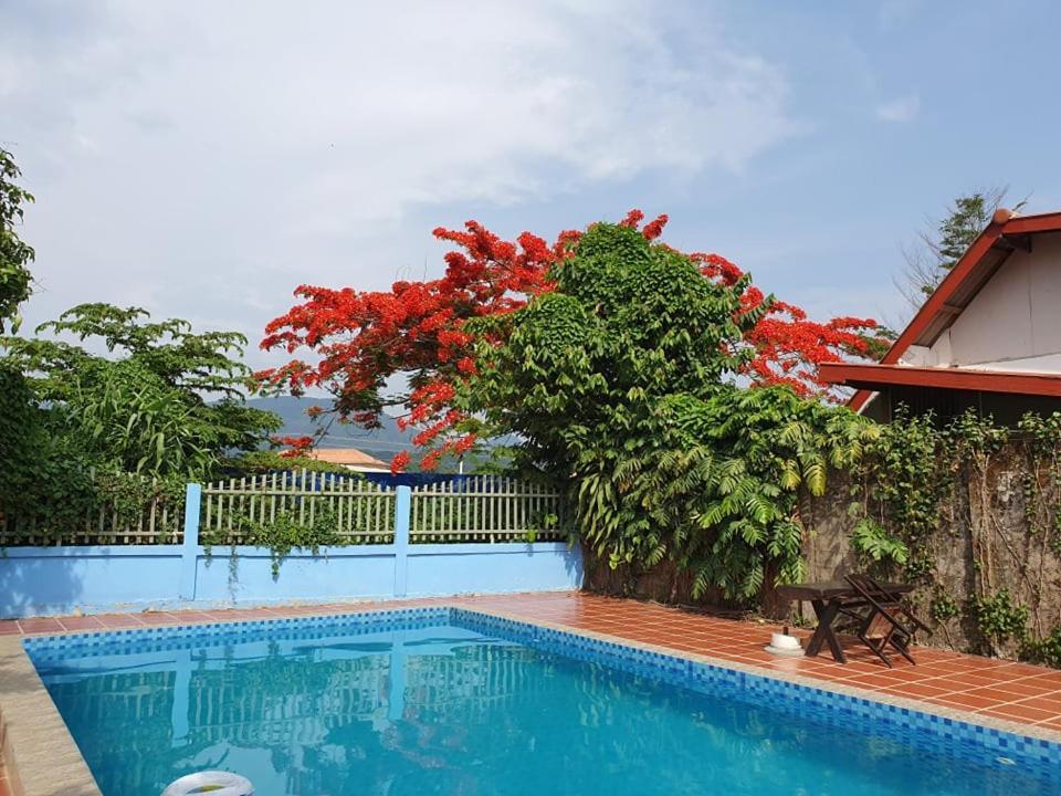 Vang Vieng Galaxy Hotel Екстер'єр фото